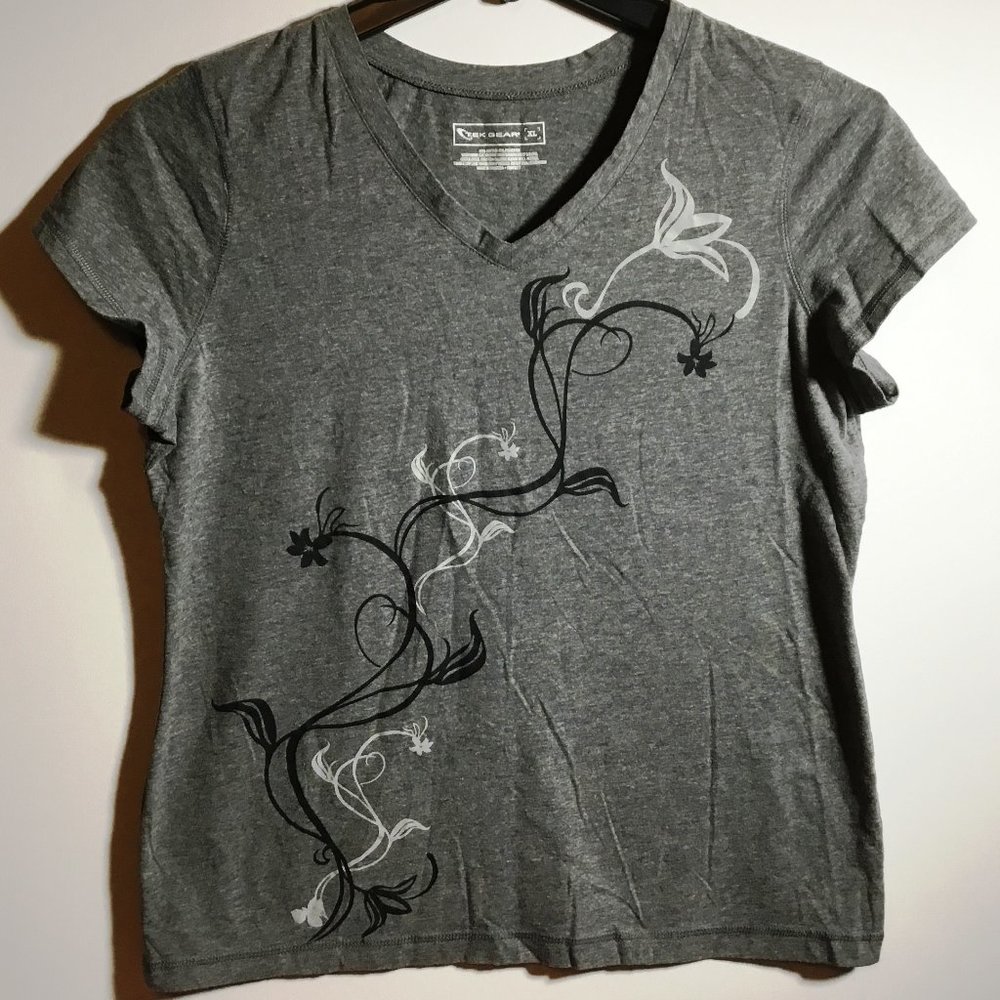 Tek Gear Womans Tee Size XL